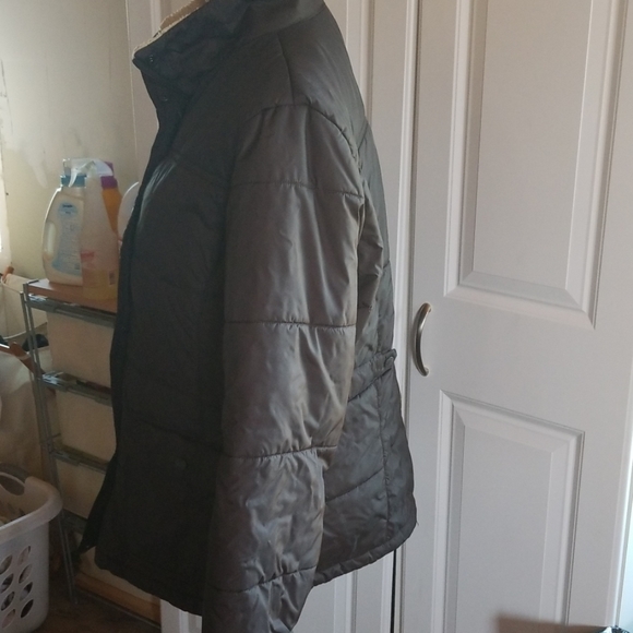 Excellent condition Lands' End jacket - Picture 2 of 8